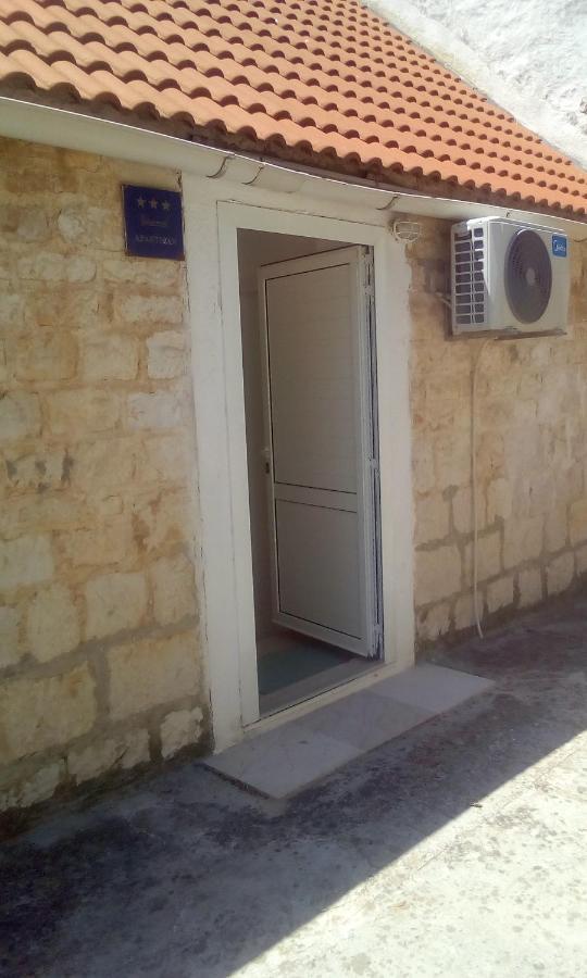 Apartment Nada Povlja  Εξωτερικό φωτογραφία