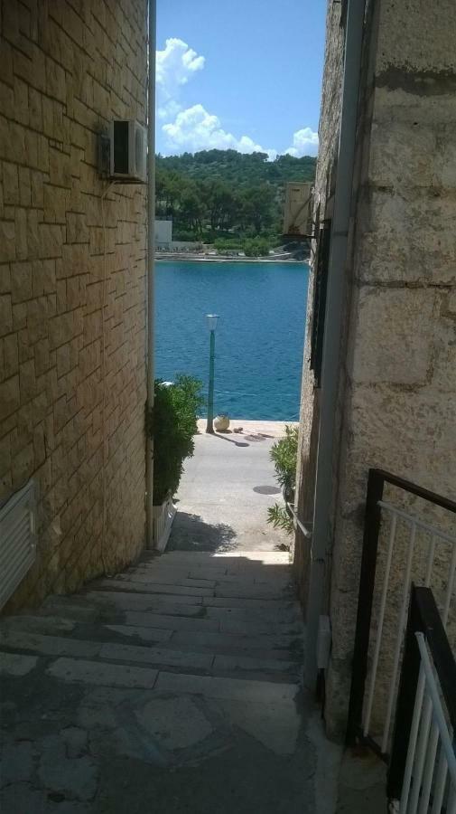 Apartment Nada Povlja  Εξωτερικό φωτογραφία
